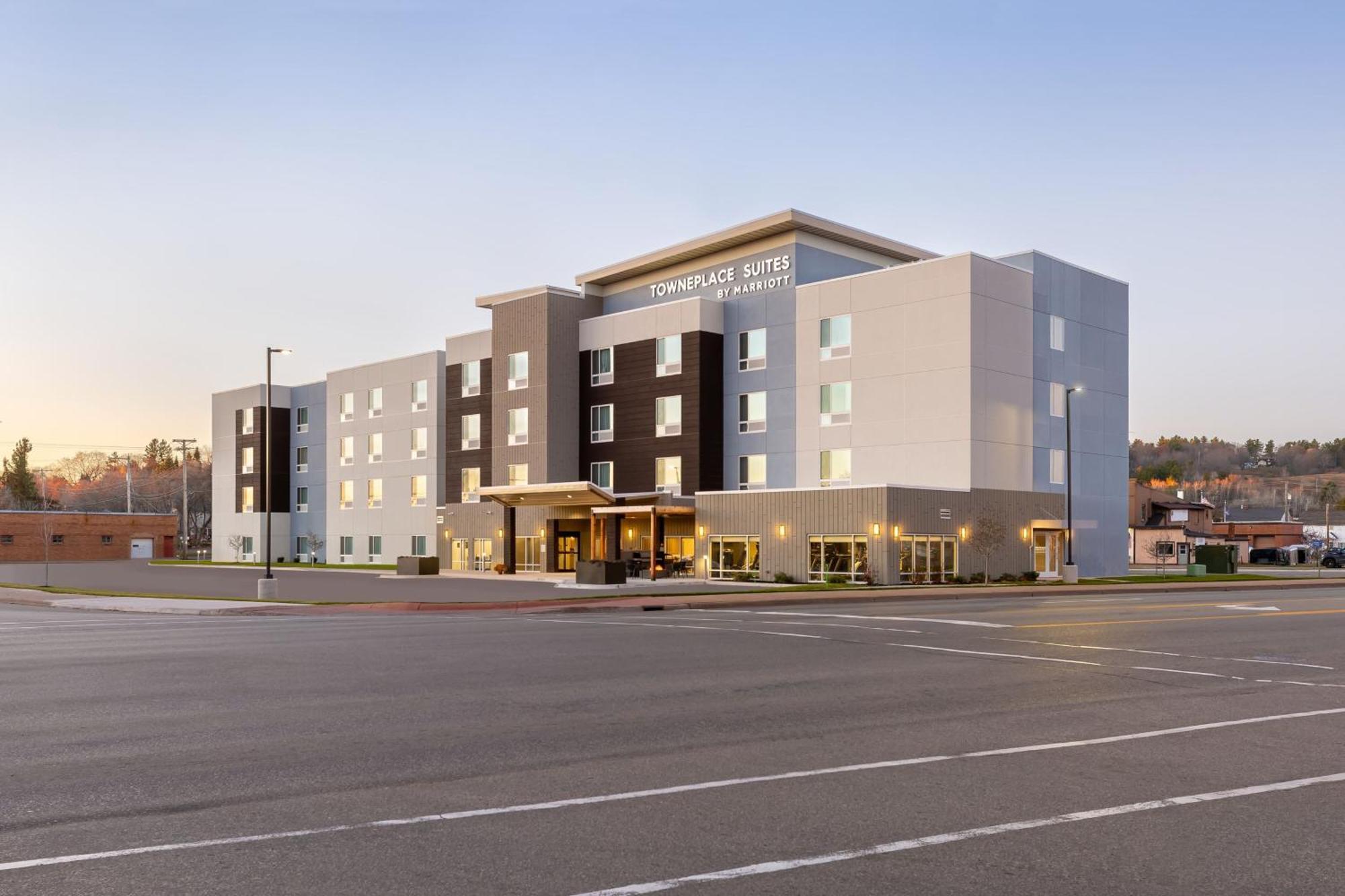 Towneplace Suites By Marriott Iron Mountain Exterior foto